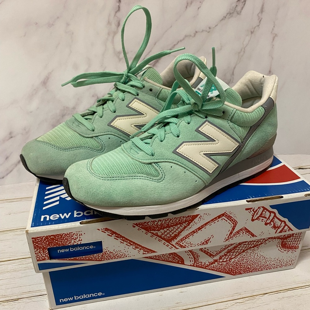 New Balance 996 Mint Green Runners